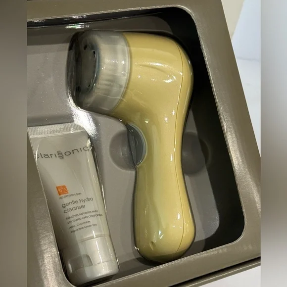 Clarisonic Mia 1 Speed Sonic Skin Cleansing Brush Yellow